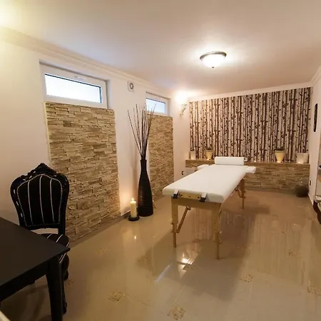 Pod Losiem Homestay *